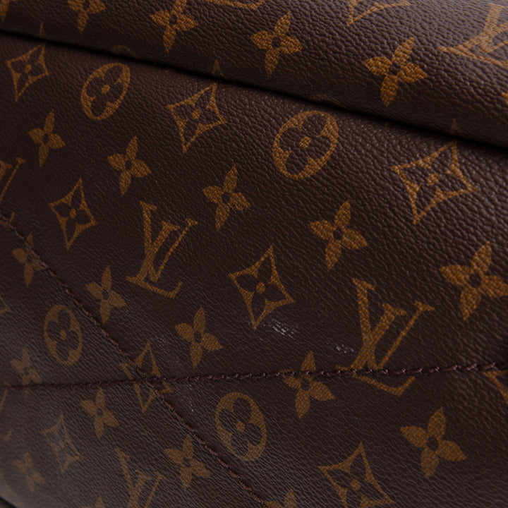 LOUIS VUITTON Monogram Artsy MM