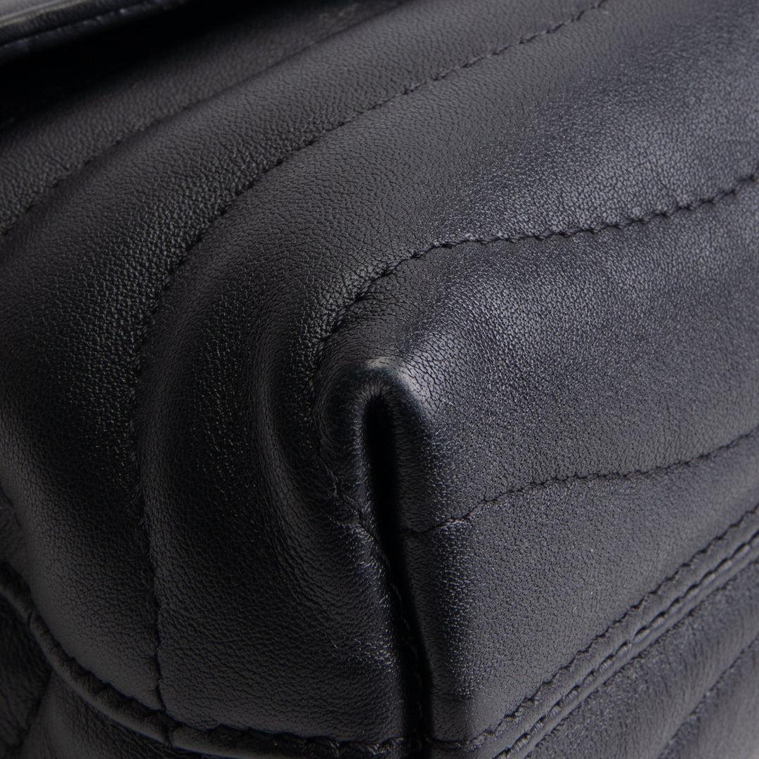LOUIS VUITTON New Wave Chain Shoulder Bag