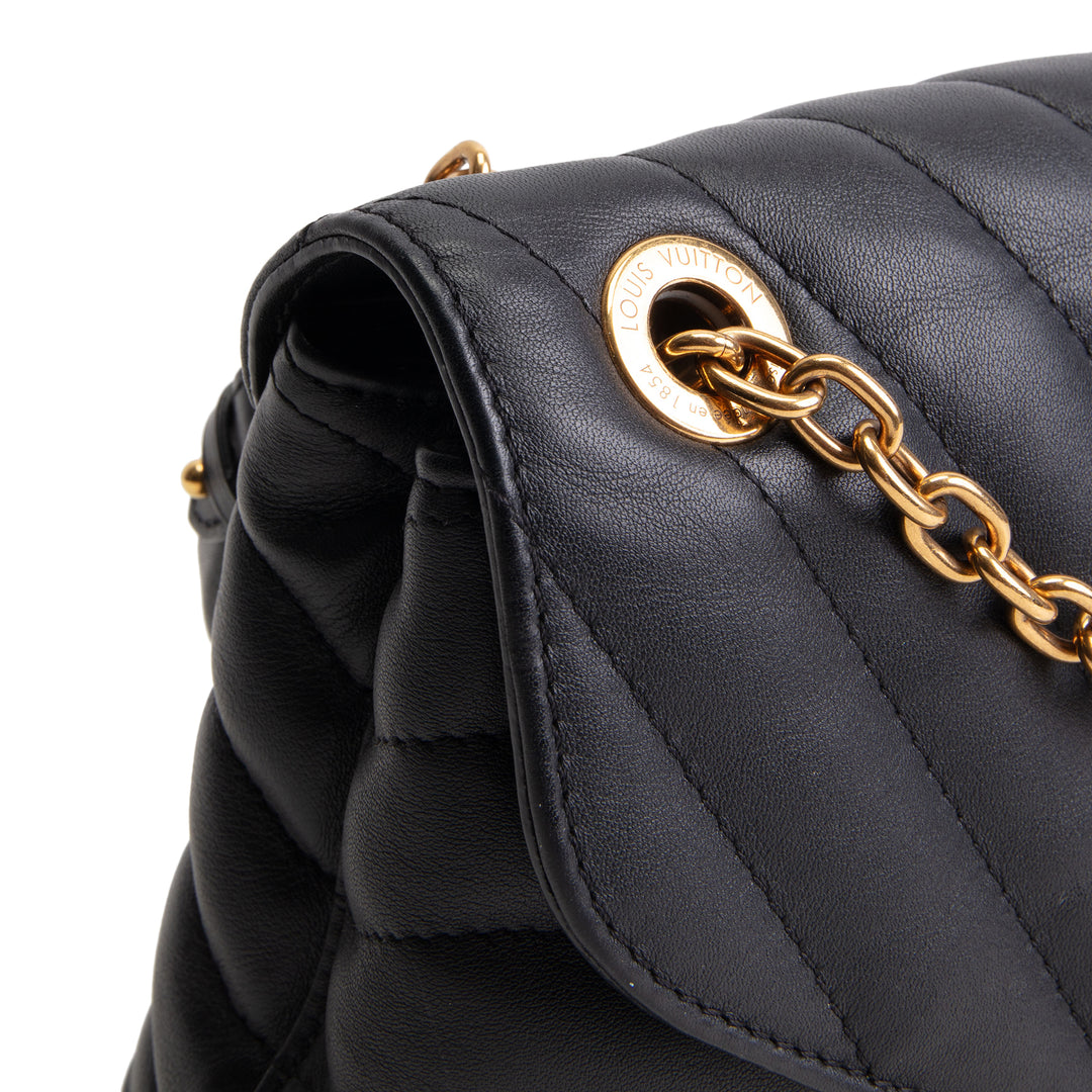 LOUIS VUITTON New Wave Chain Shoulder Bag
