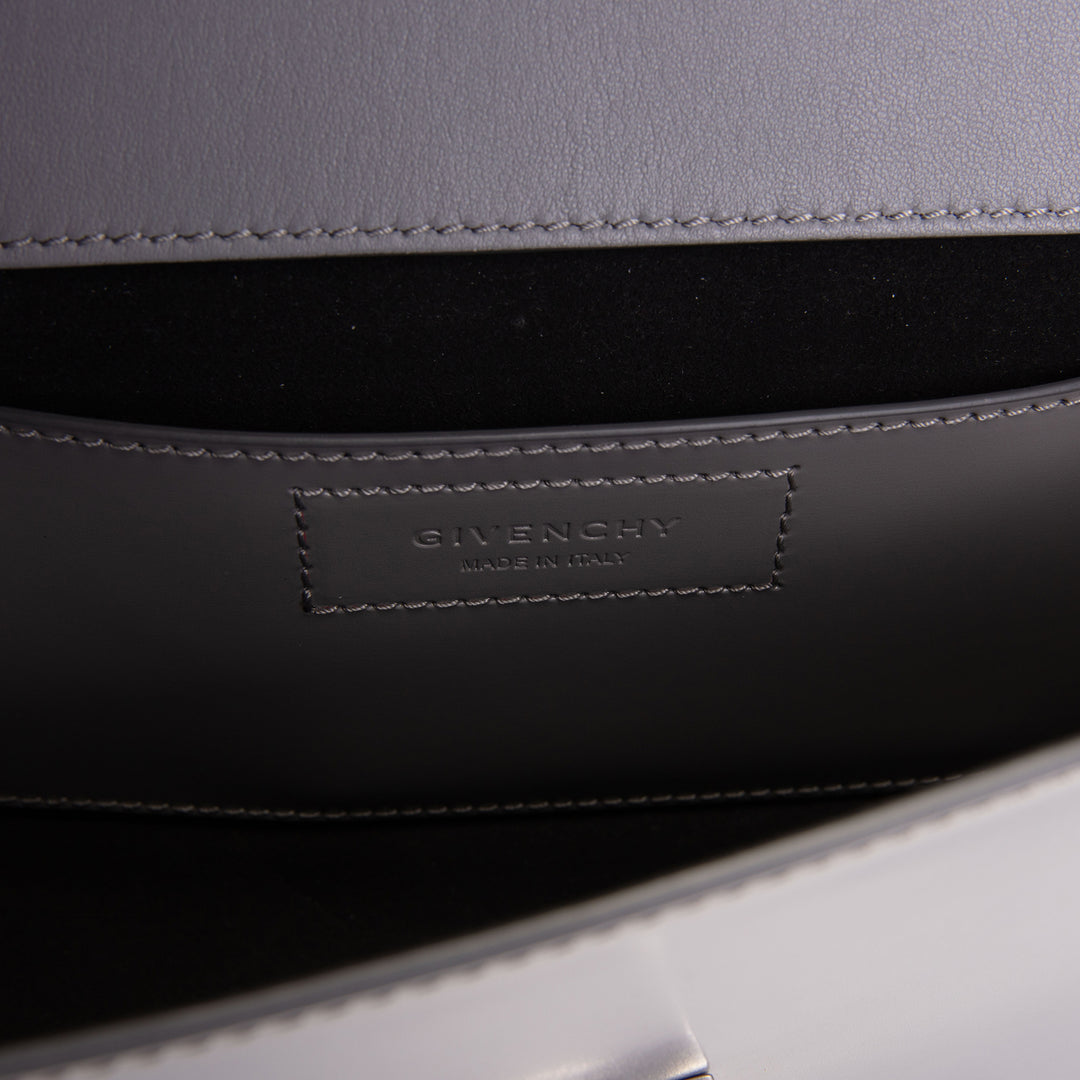 GIVENCHY Infinity Flap