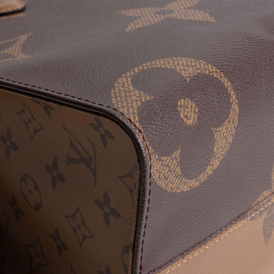LOUISVUITTON OnTheGo MM - Monogram