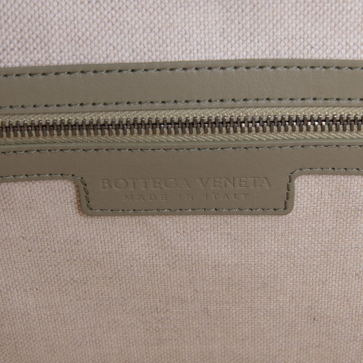 BOTTEGA VENETA Intrecciato Weekender - Sage Green