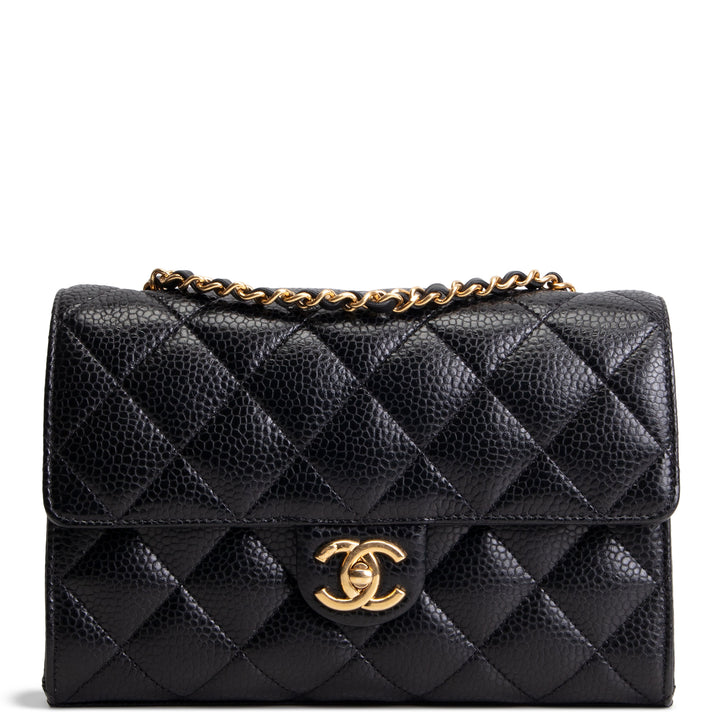 CHANEL Grained Calfskin Cruise Flap Bag