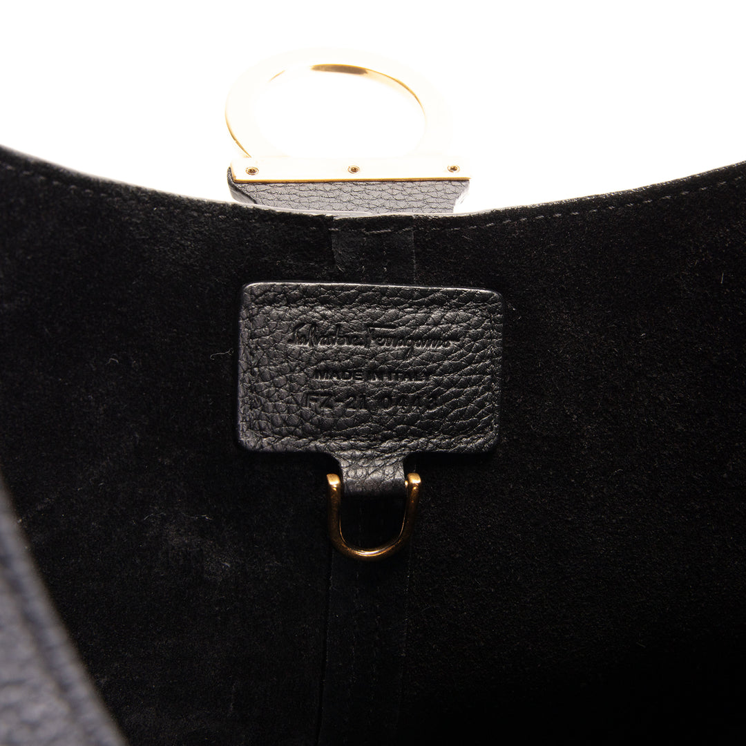 FERRAGAMO Gancio Hobo - Black