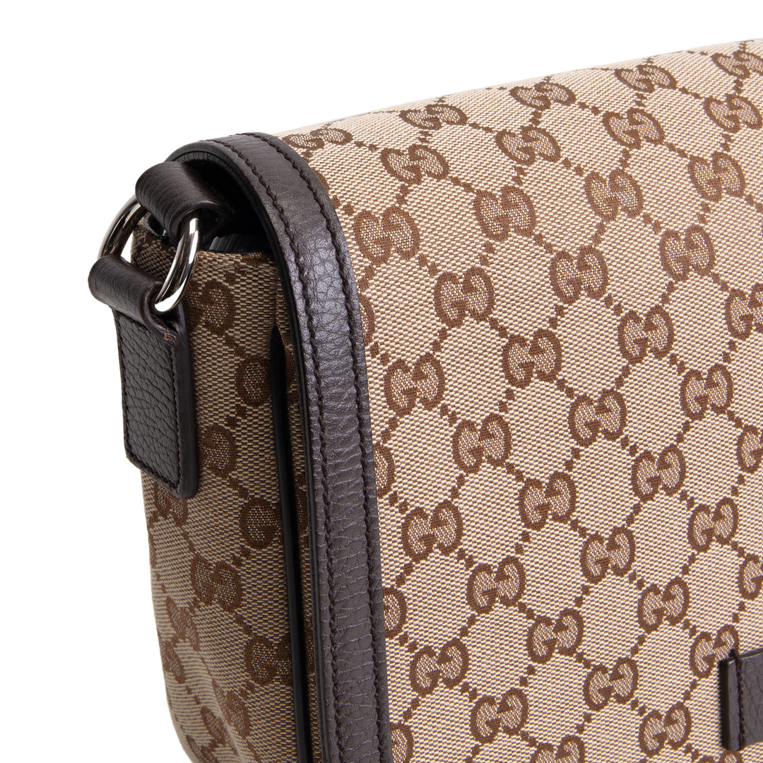 GUCCI GG Canvas Messenger Bag - Beige & Ebony