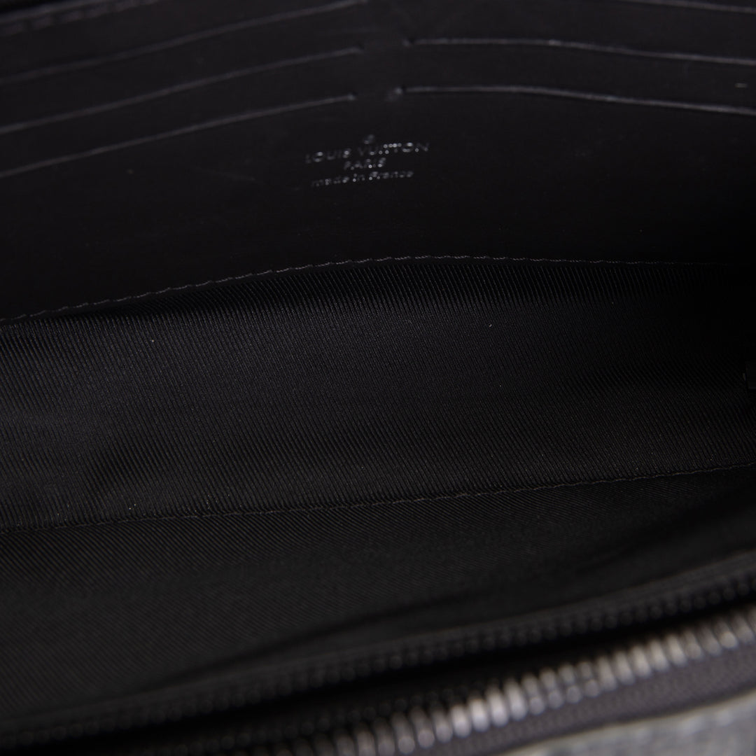 LOUIS VUITTON Taurillon Soft Trunk Wallet - Black
