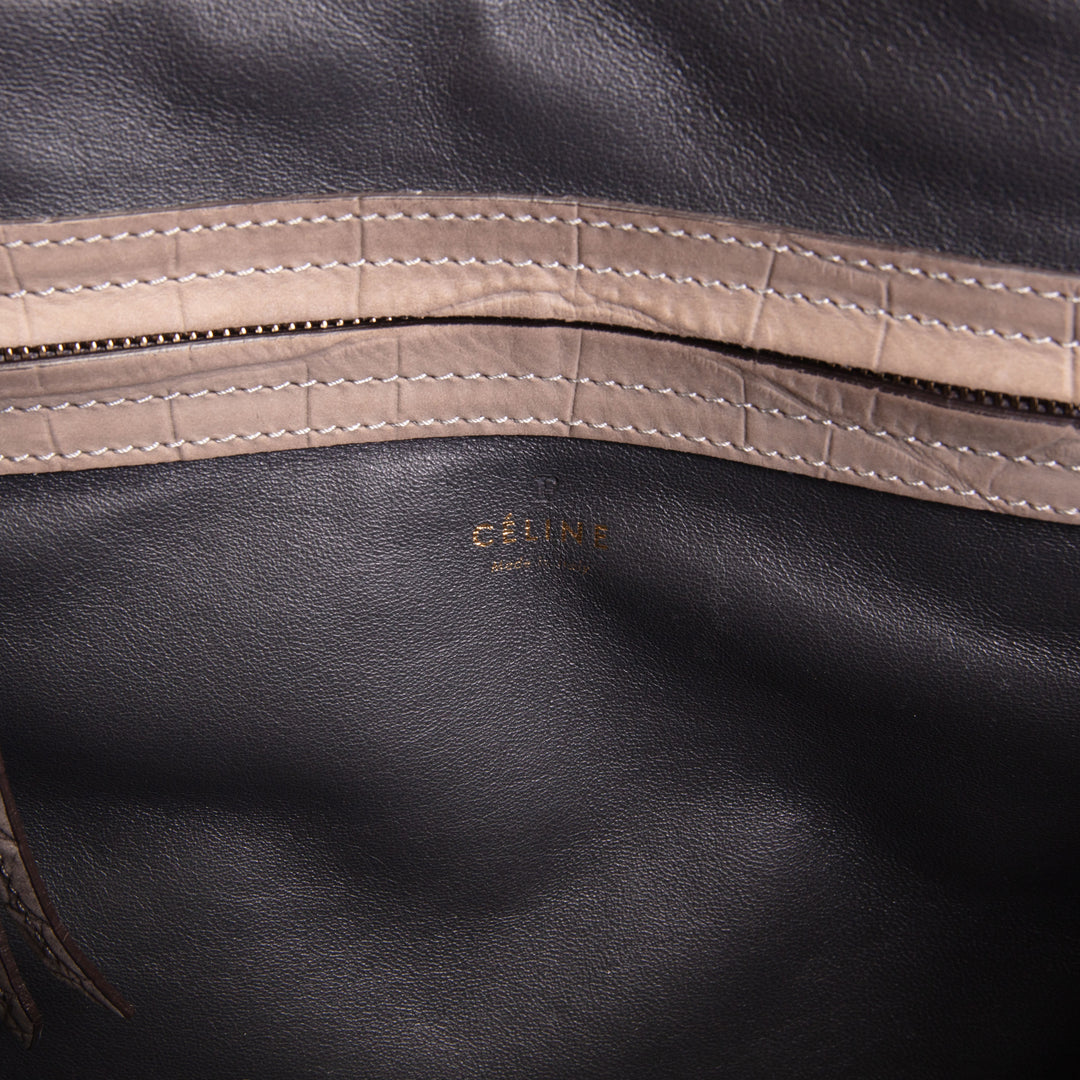 CELINE Nubuck Embossed Large Phantom - Taupe
