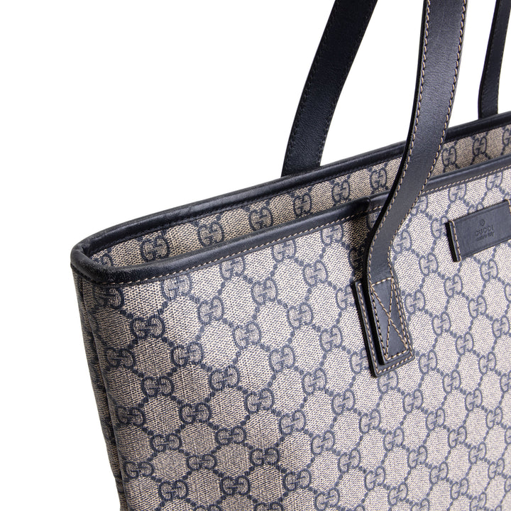 GUCCI GG Supreme Zipper Tote