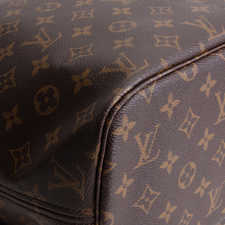 LOUIS VUITTON Monogram Neverfull w/ Pouch MM