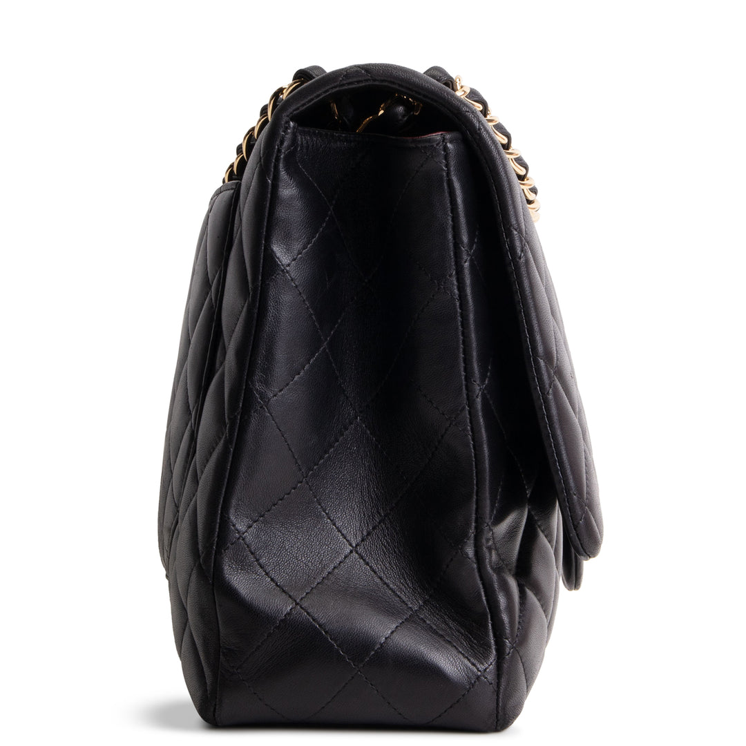 CHANEL Quilted Lambskin Maxi Single Flap Shoulder Bag - Black