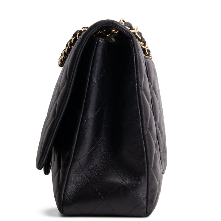 CHANEL Quilted Lambskin Maxi Single Flap Shoulder Bag - Black
