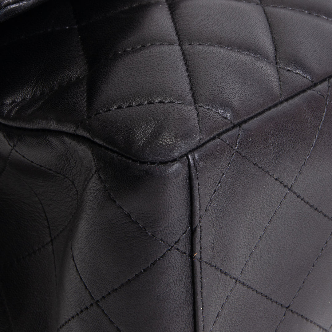 CHANEL Quilted Lambskin Maxi Single Flap Shoulder Bag - Black