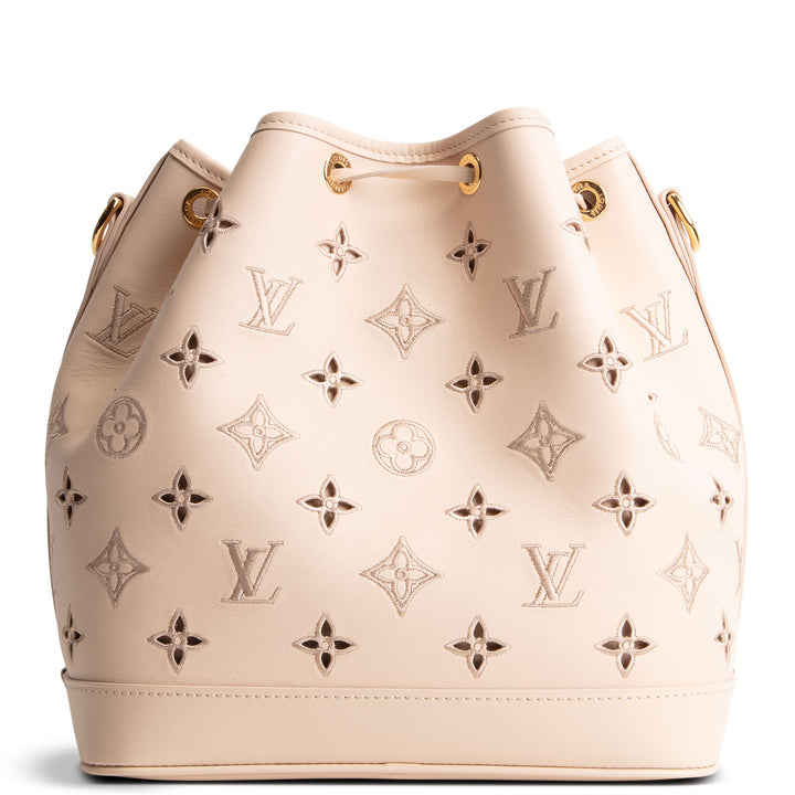 LOUIS VUITTON Monogram Broderie Anglaise Petit Noe - Nude