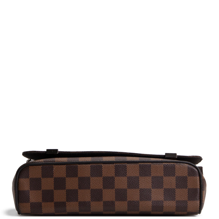 LOUIS VUITTON District PM Messenger Damier Ebene
