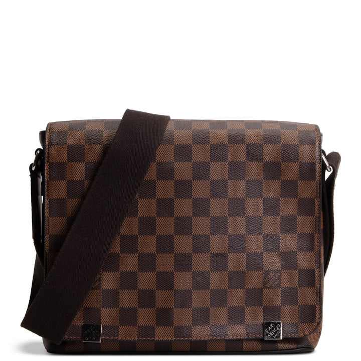 LOUIS VUITTON District PM Messenger Damier Ebene