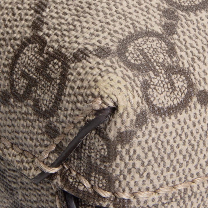 GUCCI GG Supreme Interlocking G Messenger