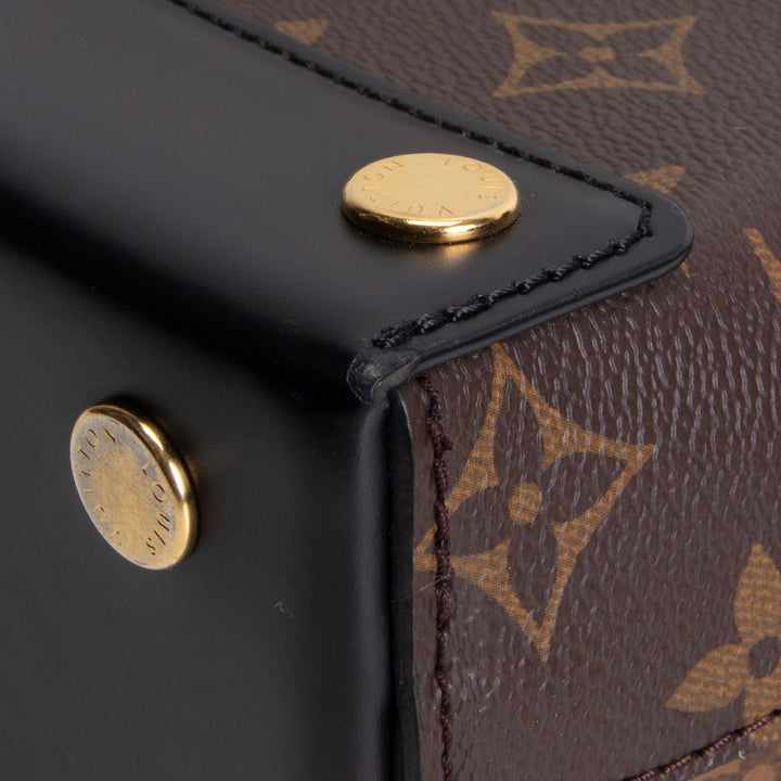 LOUIS VUITTON Monogram Reverse Bento Box
