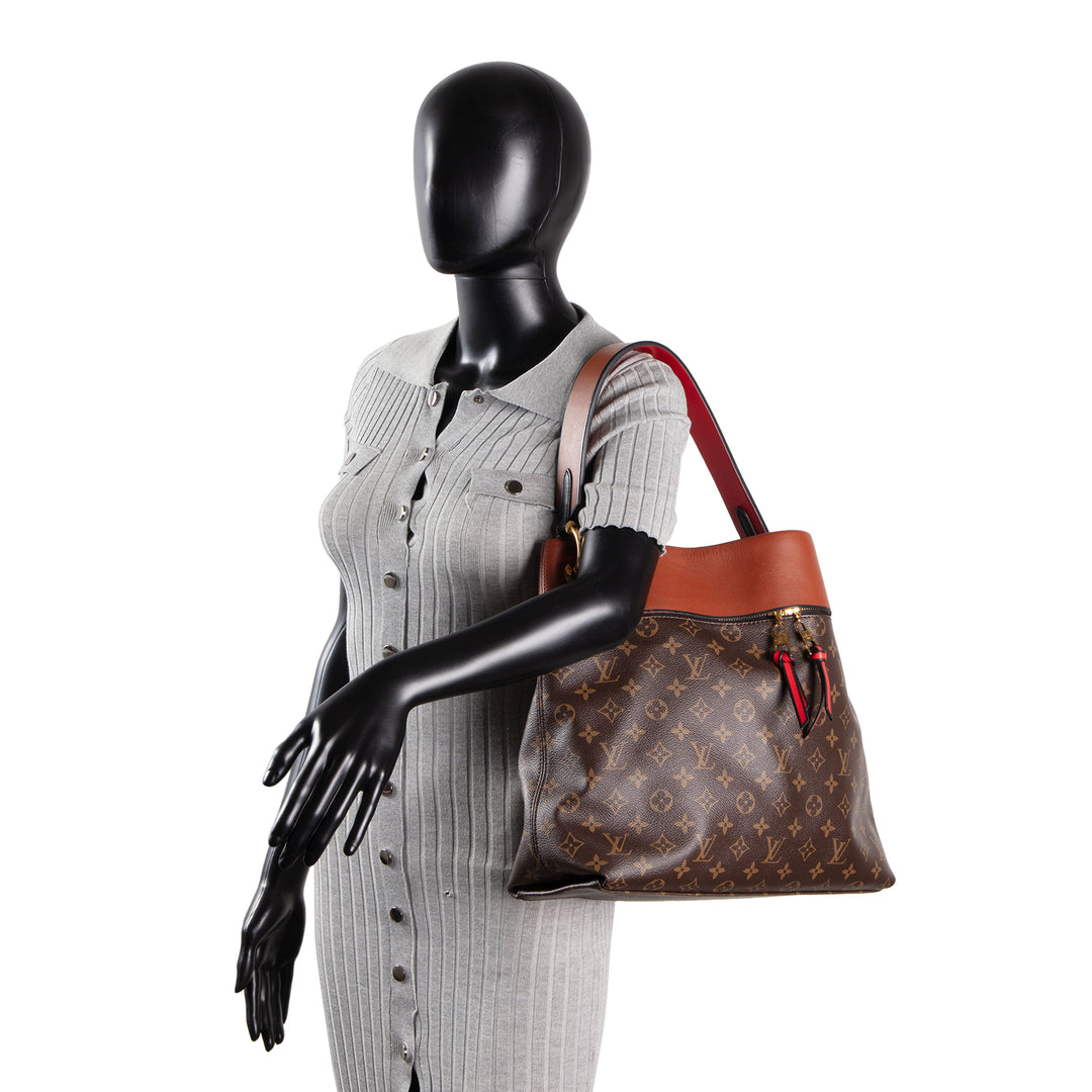 LOUIS VUITTON Tuileries Besace Hobo