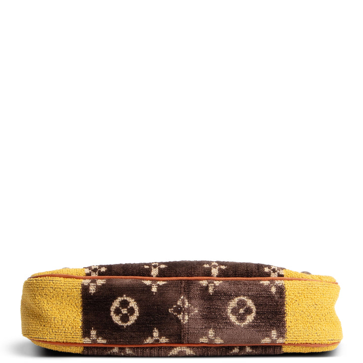 LOUIS VUITTON Vintage Trumpe L'oeil Pochette