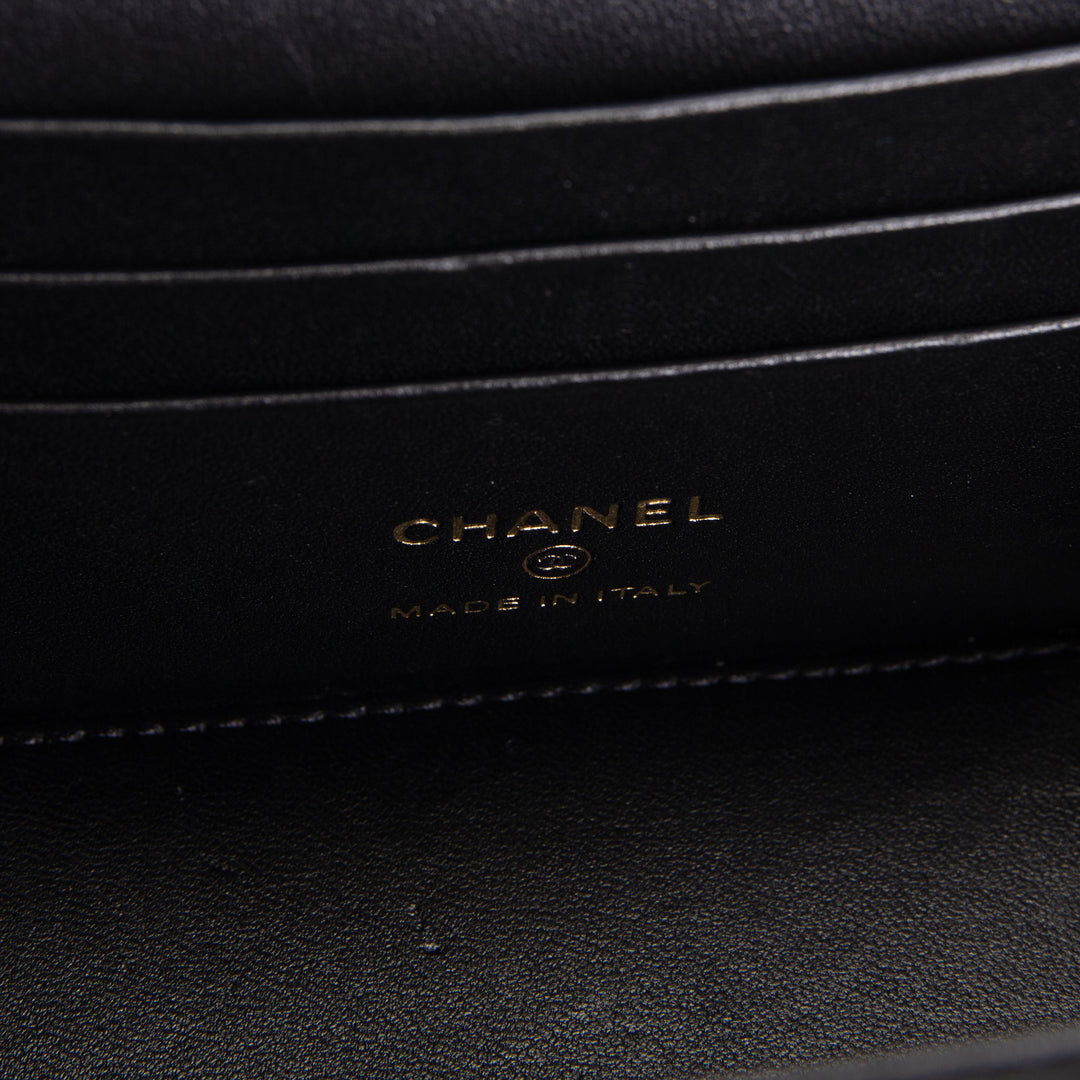 CHANEL Crushed Velvet Crystal Crush Vanity - Black