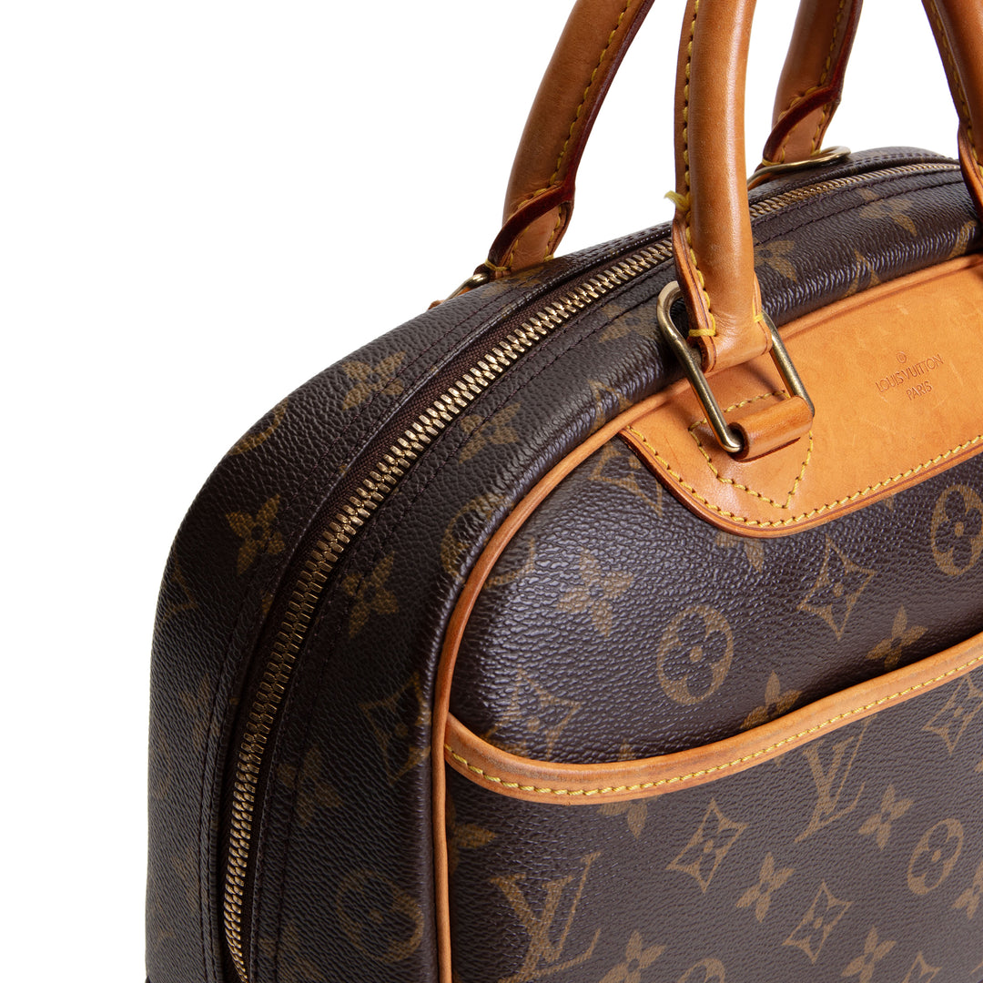 LOUIS VUITTON Vintage Monogram Deauville PM