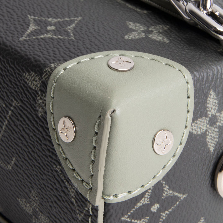 LOUIS VUITTON Monogram Mini Steamer Wearable Wallet - Green