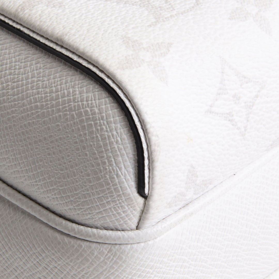 LOUIS VUITTON Taigarama Outdoor Messenger - White