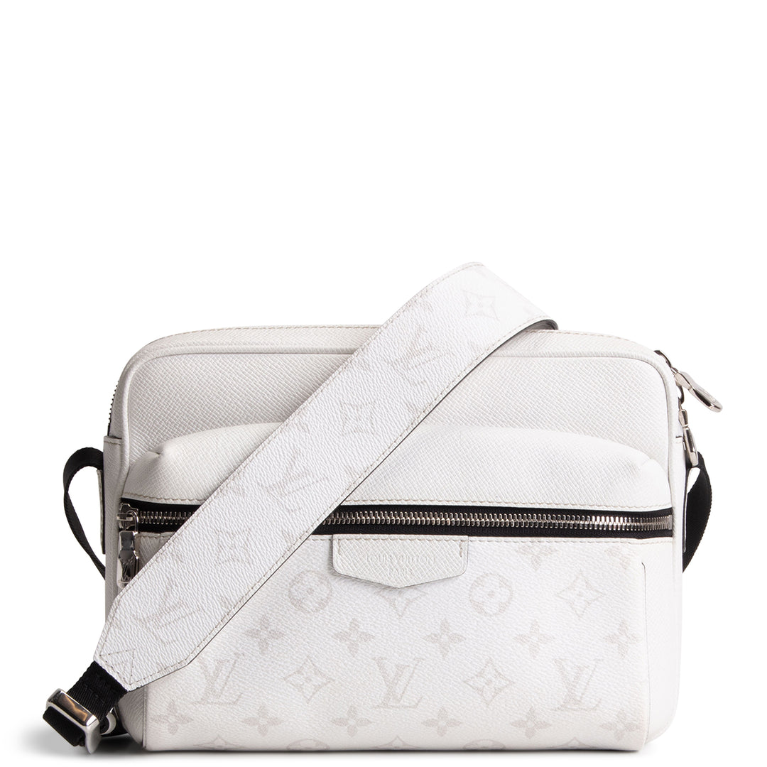 LOUIS VUITTON Taigarama Outdoor Messenger - White
