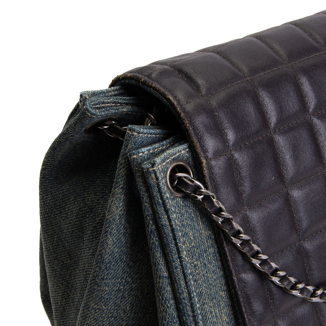 CHANEL Vintage Chocolate Bar Denim Reissue Accordian Flap - Blue