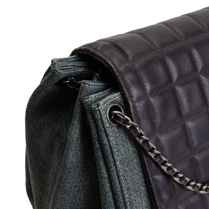 CHANEL Vintage Chocolate Bar Denim Reissue Accordian Flap - Blue