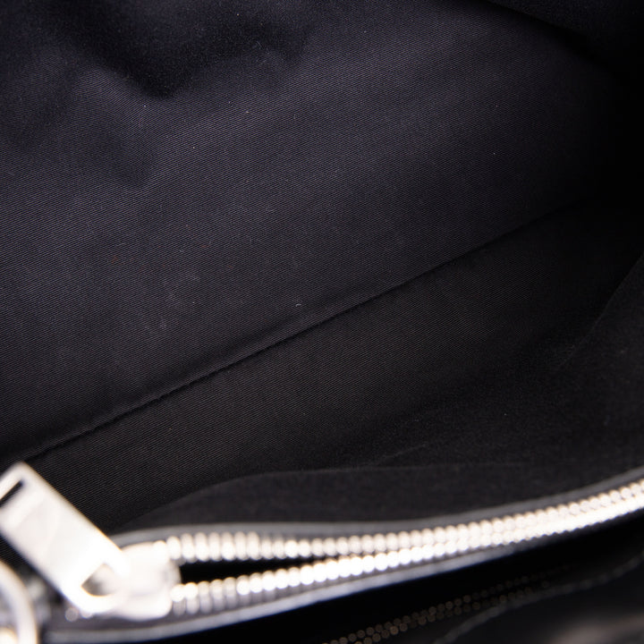SAINT LAURENT Large Loulou Shoulder Bag - Black