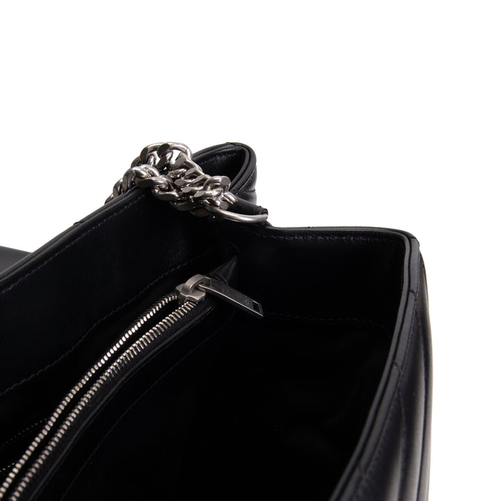 SAINT LAURENT Large Loulou Shoulder Bag - Black