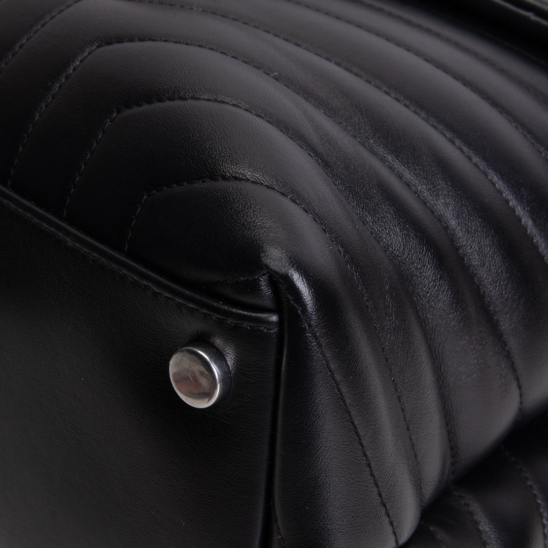 SAINT LAURENT Large Loulou Shoulder Bag - Black