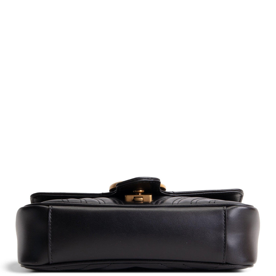 GUCCI Small GG Marmont Shoulder Bag - Black