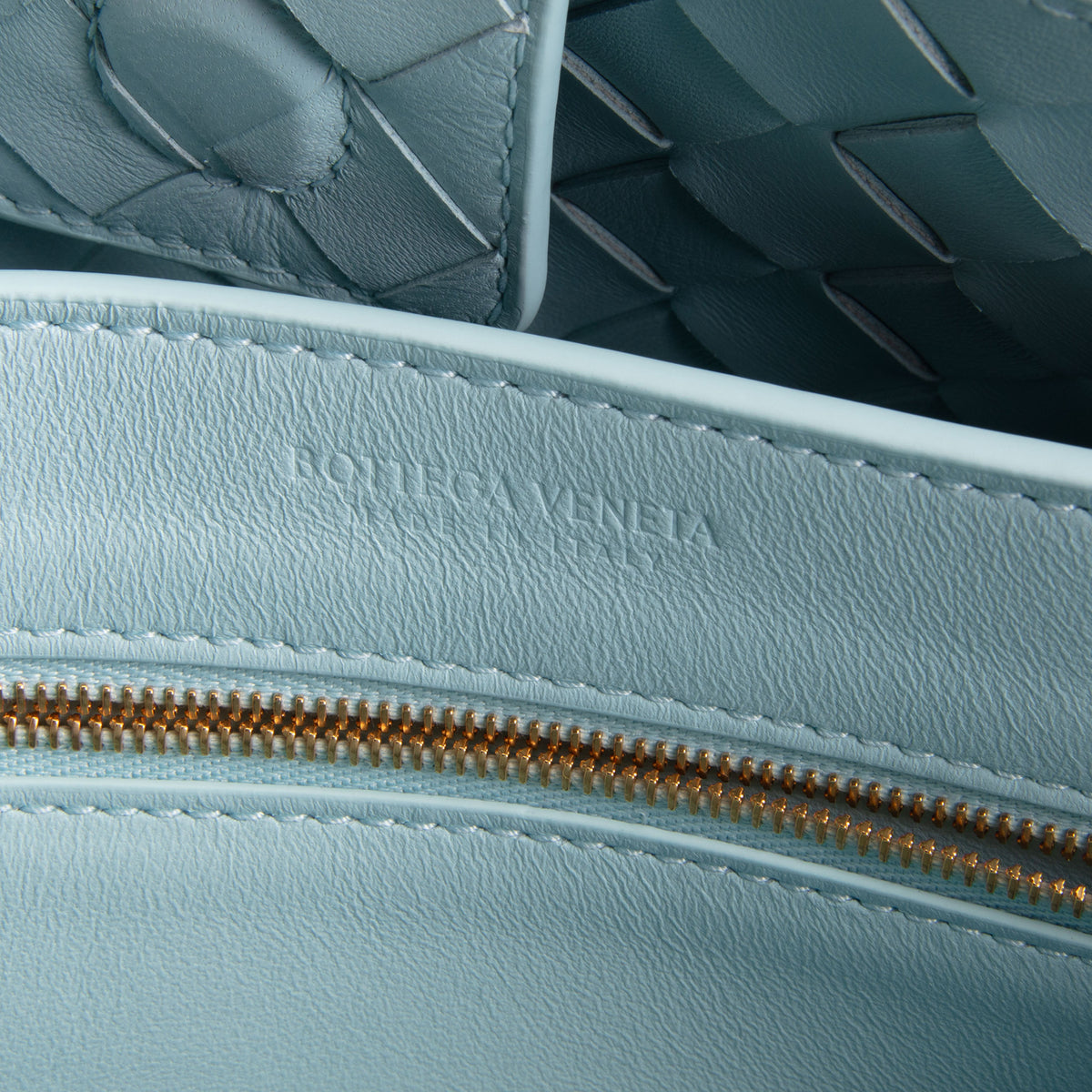 BOTTEGA VENETA Small Andiamo Chain Shoulder Bag