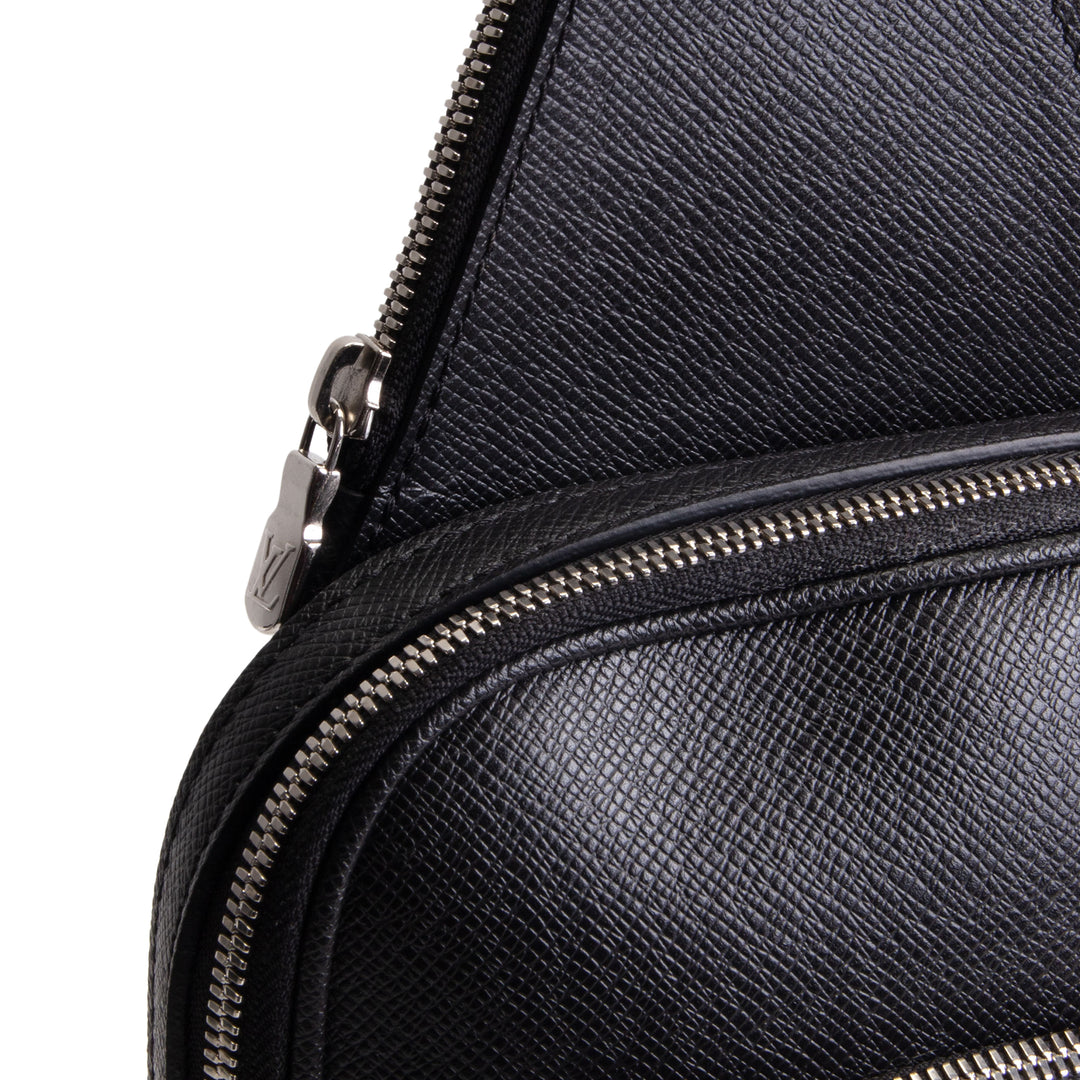 LOUIS VUITTON Avenue Sling - Taiga Leather