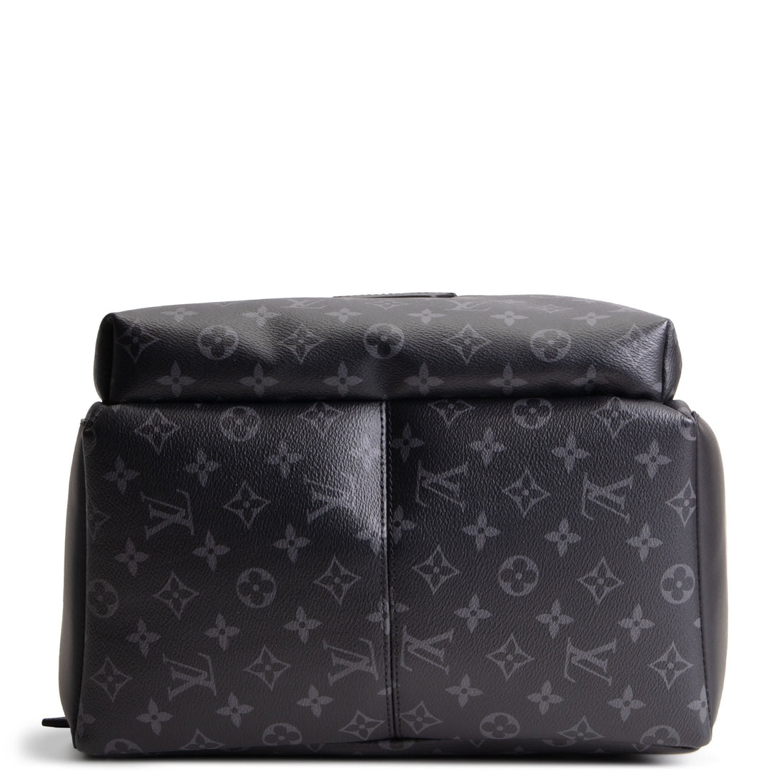 LOUIS VUITTON Discovery Backpack Eclipse Monogram MM