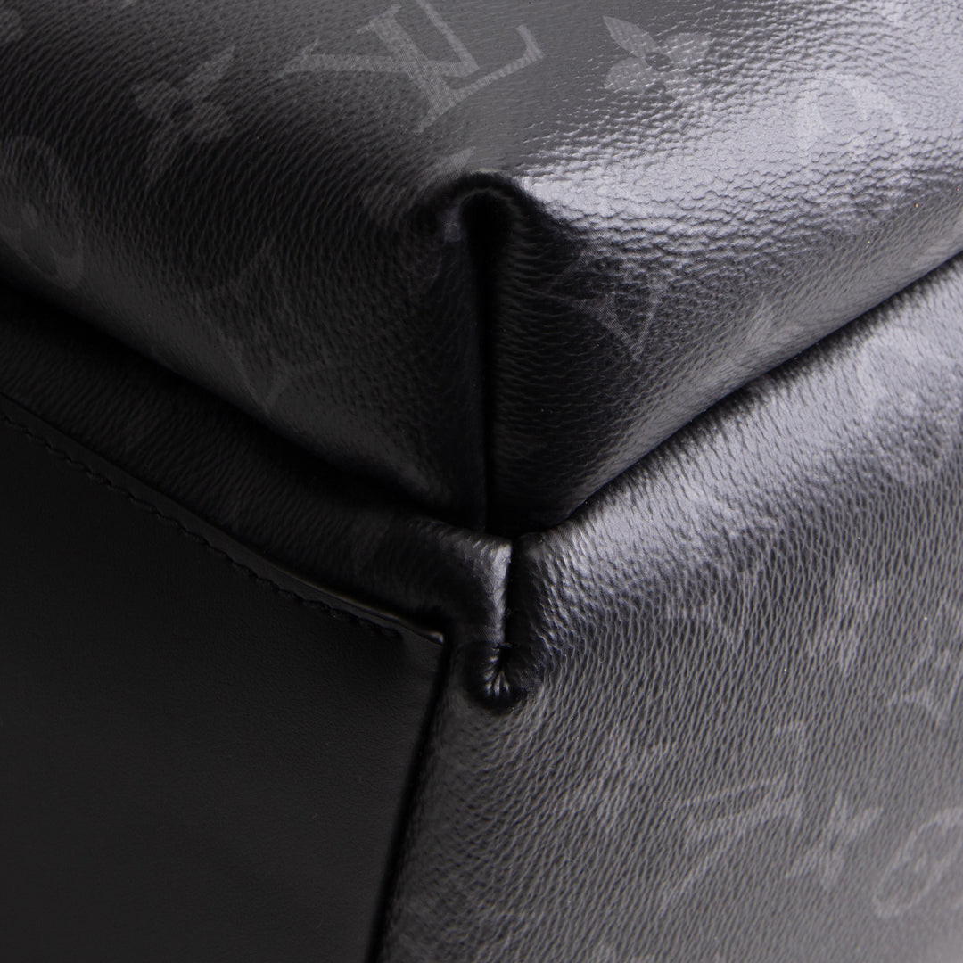 LOUIS VUITTON Discovery Backpack Eclipse Monogram MM