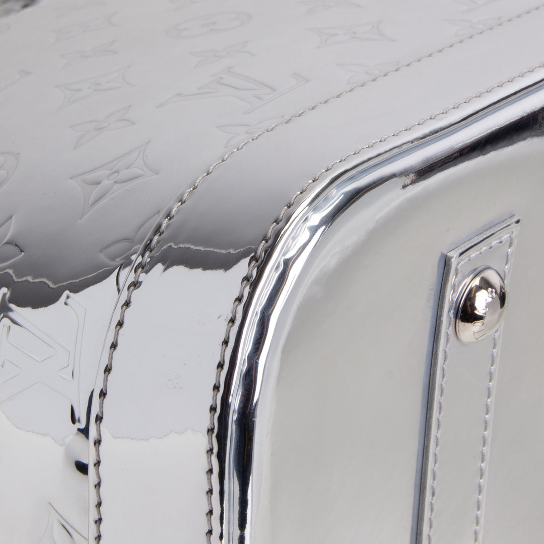 LOUIS VUITTON Monogram Vernis Miroir Alma GM - Silver