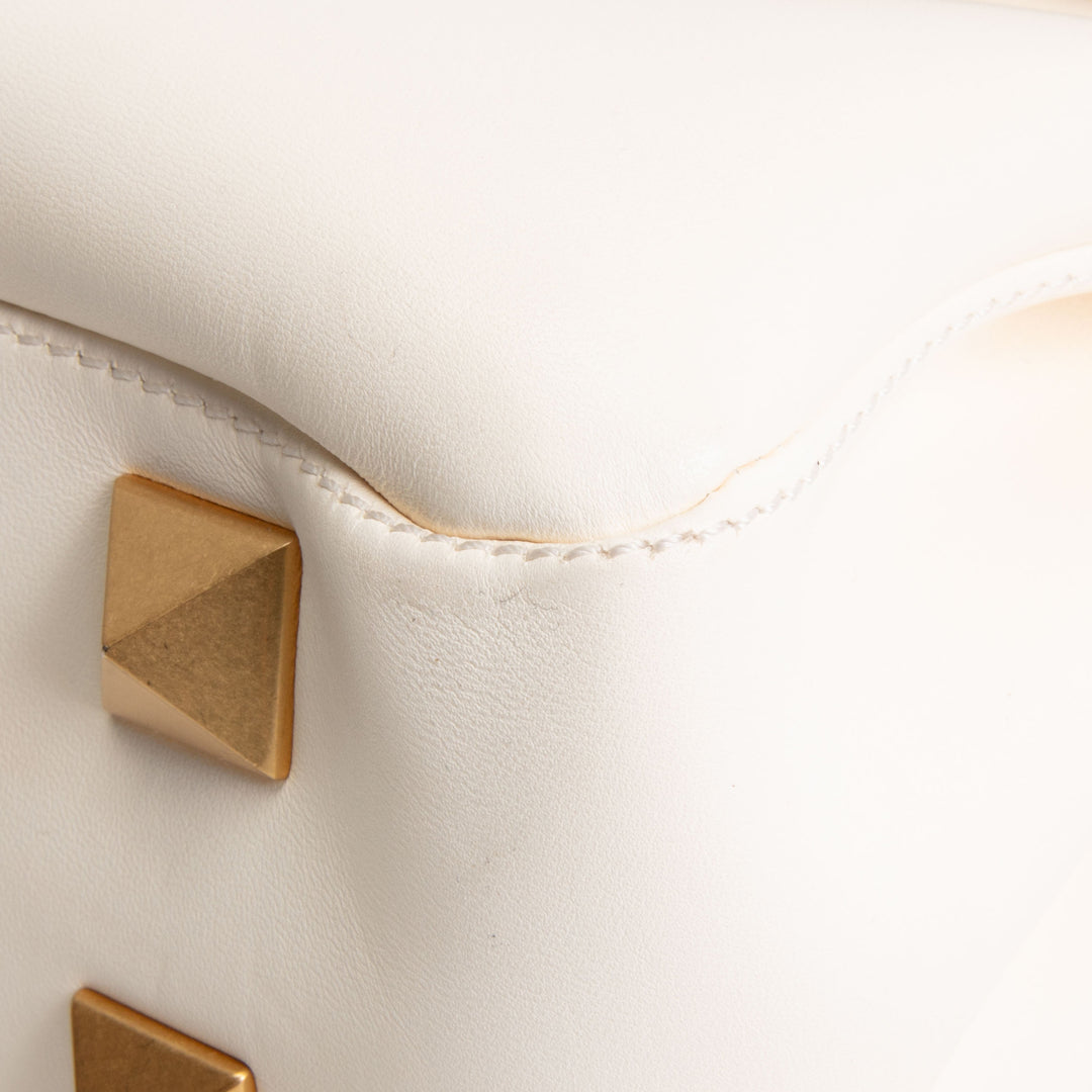 VALENTINO Leather V Logo Stud Shoulder Bag - Ivory