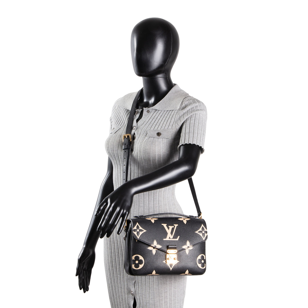 LOUIS VUITTON Giant Monogram Empreinte Pochette Metis - Bicolor OUTLET FINAL SALE