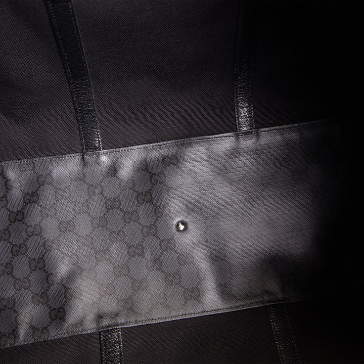 GUCCI GG Supreme "Essence Classic" Large Duffle Bag - Black