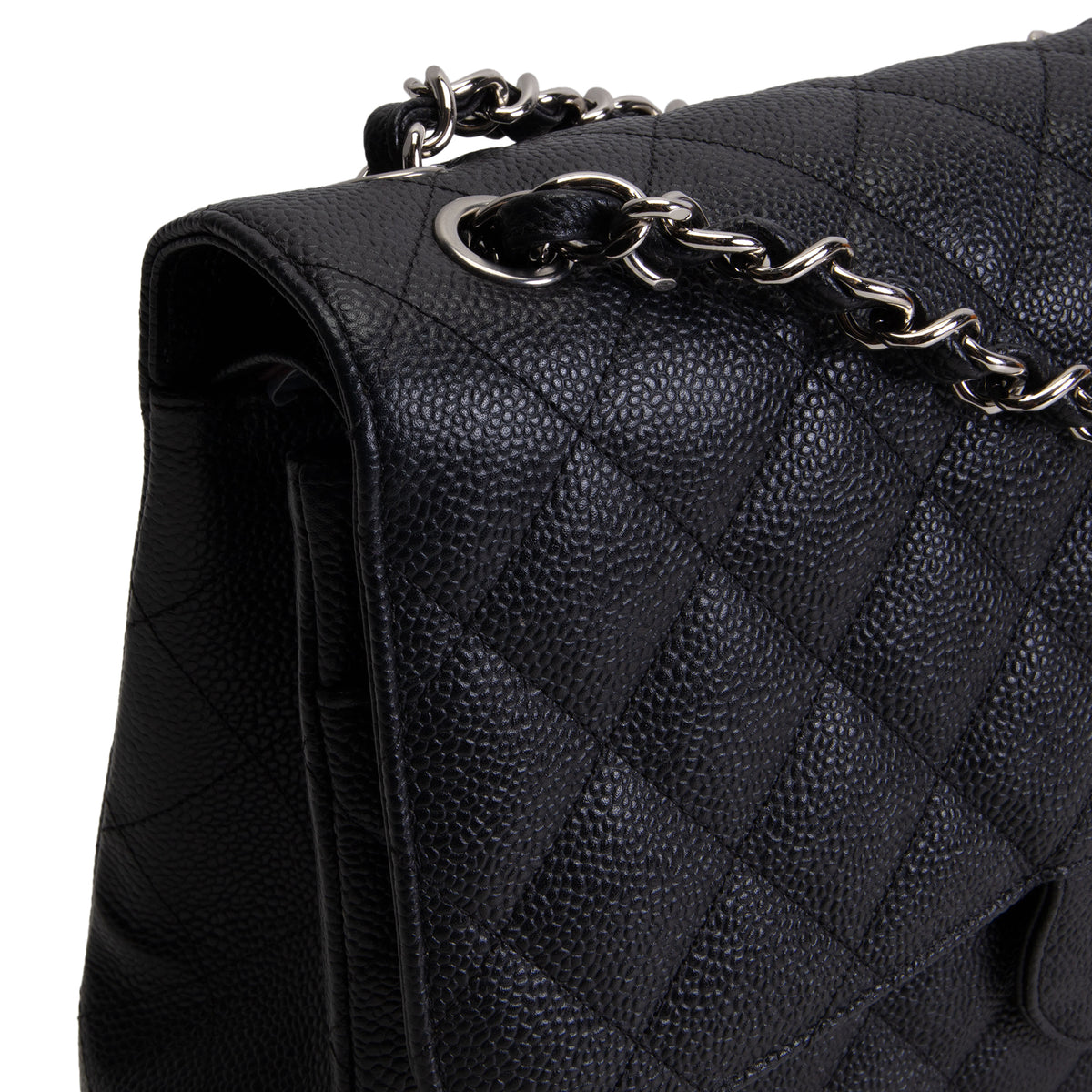 CHANEL Caviar Jumbo Double Flap - Black
