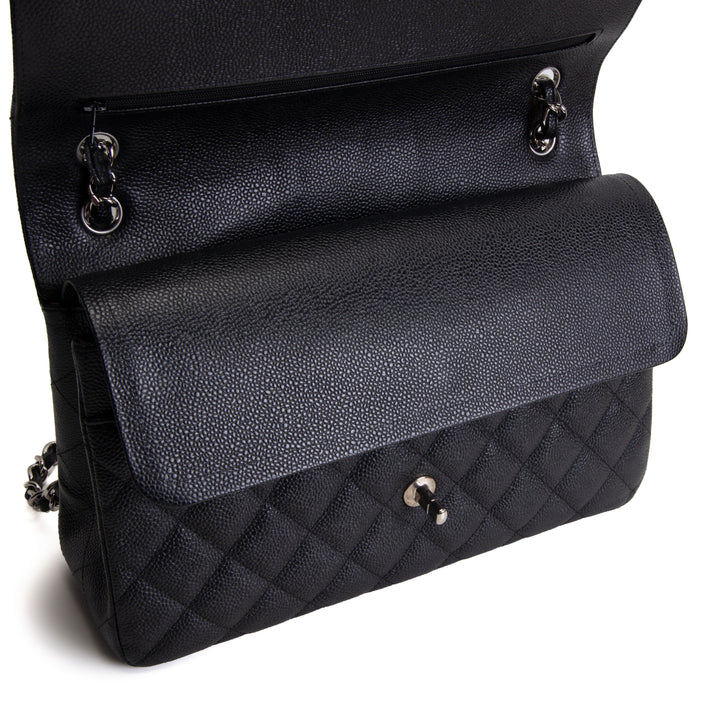 CHANEL Caviar Jumbo Double Flap - Black