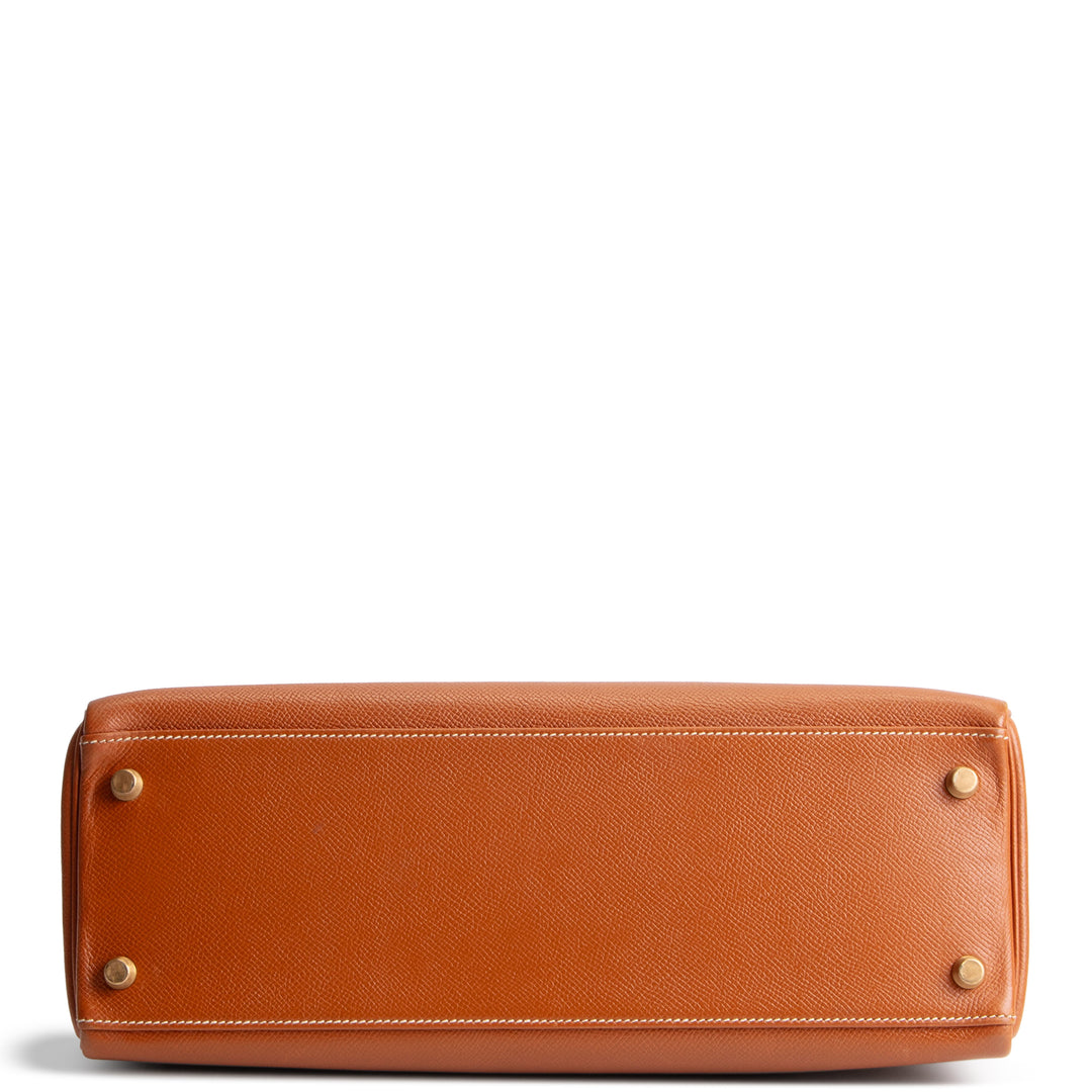 Hermes Vintage Courchevel Kelly 32 Retourne - Gold