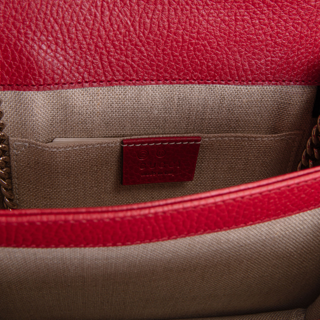 GUCCI Interlocking Dollar Crossbody - Red