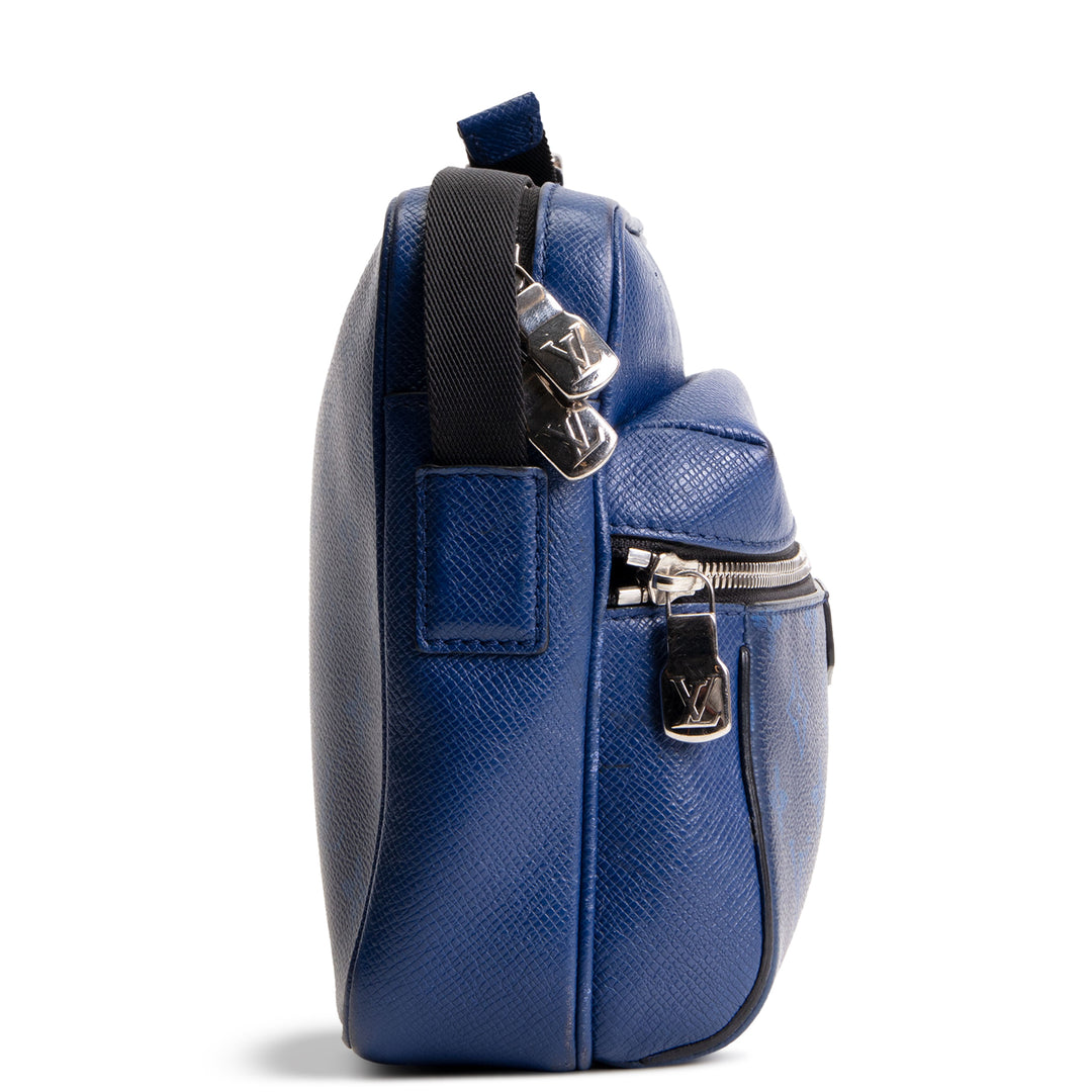 LOUIS VUITTON Taigarama Outdoor Messenger Bag OUTLET FINAL SALE