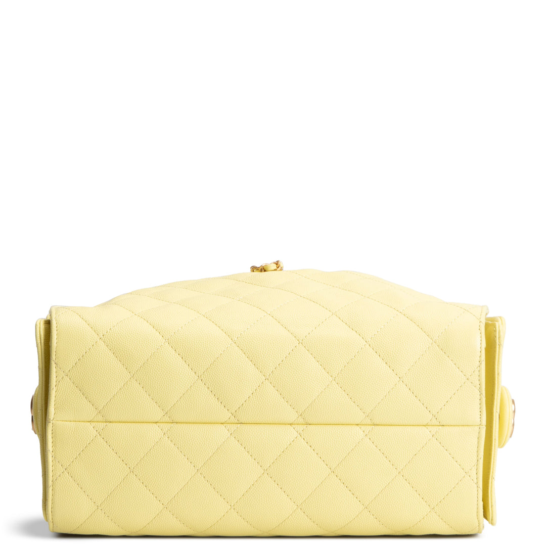 CHANEL Caviar 25 Hobo - Yellow