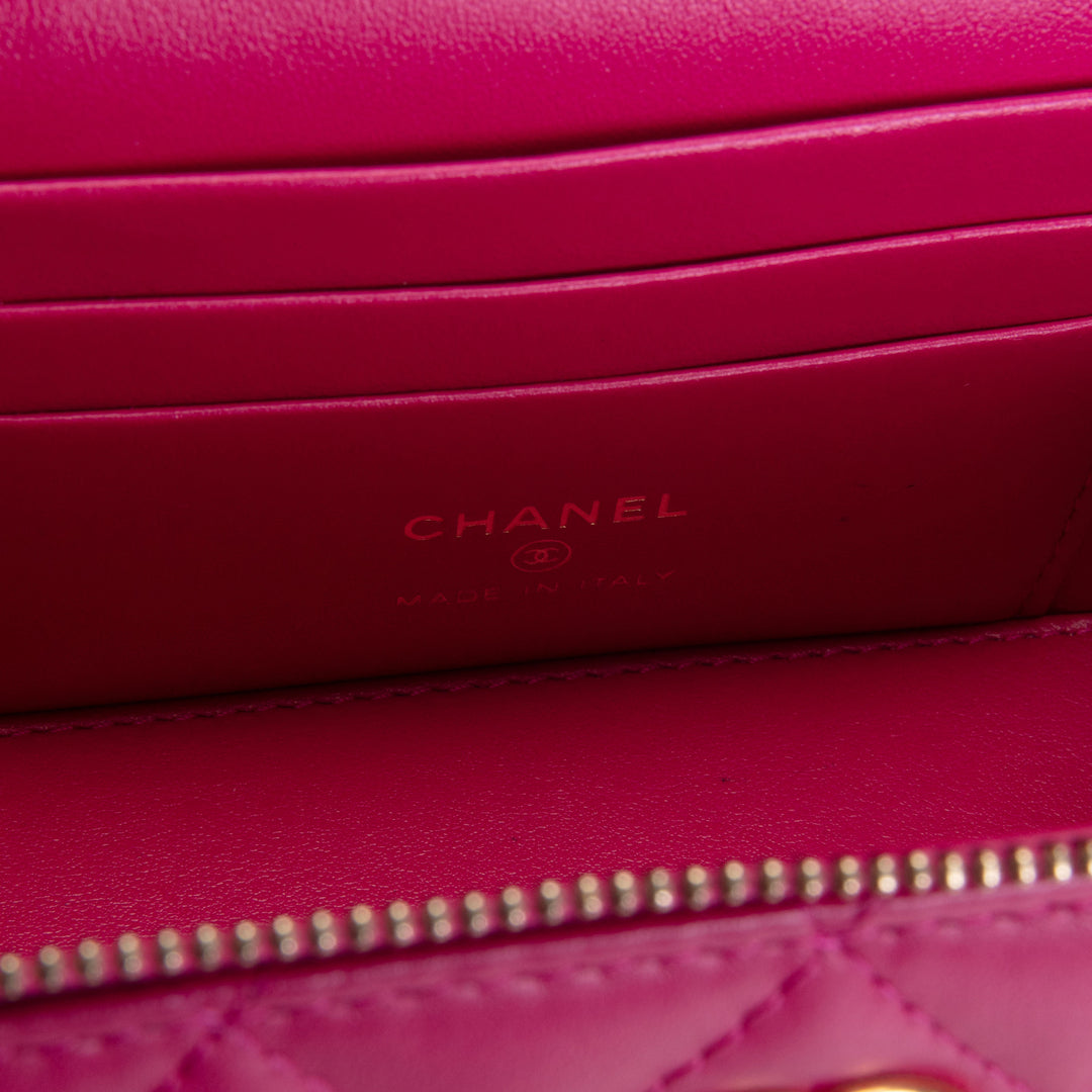 CHANEL Mini Vanity w/ Candy Chain - Pink
