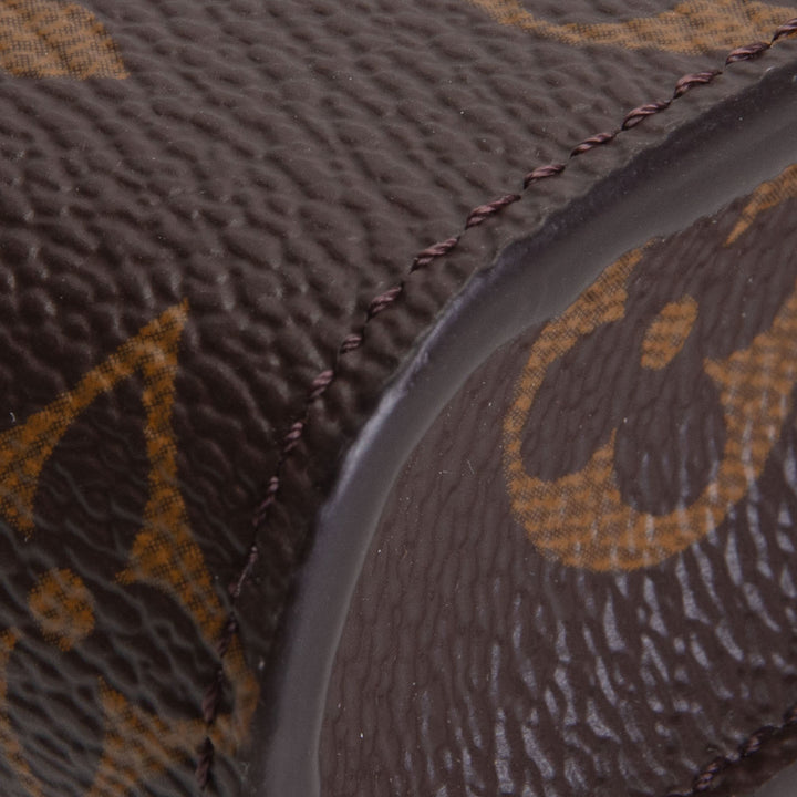 LOUIS VUITTON Monogram Phone Pouch Metis